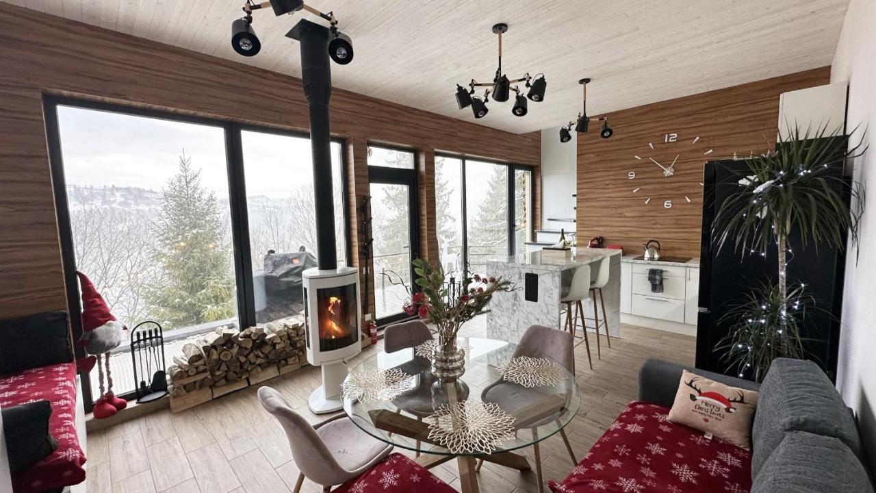 Forest Hub Chalet